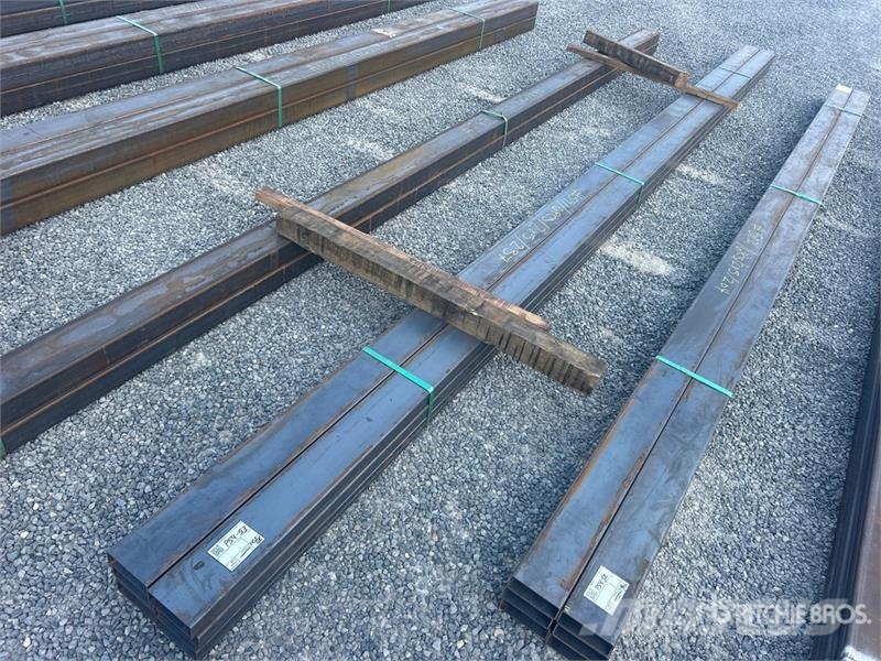  Quantity of (6)  Kit Containers 2 in x 5 in Rectan Andet tilbehør