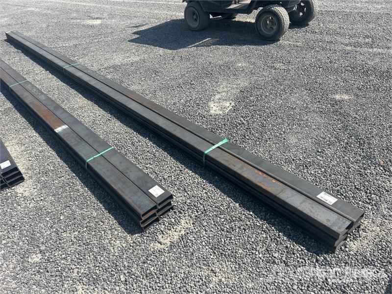 Quantity of (6) Kit Containers 2 in x 5 in Rectan Andet tilbehør