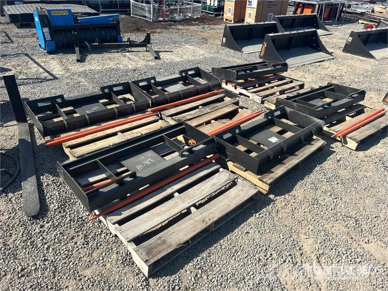 Quantity of (6) PABREAK GCC56 Skid Steer Bale Spe Drugi deli