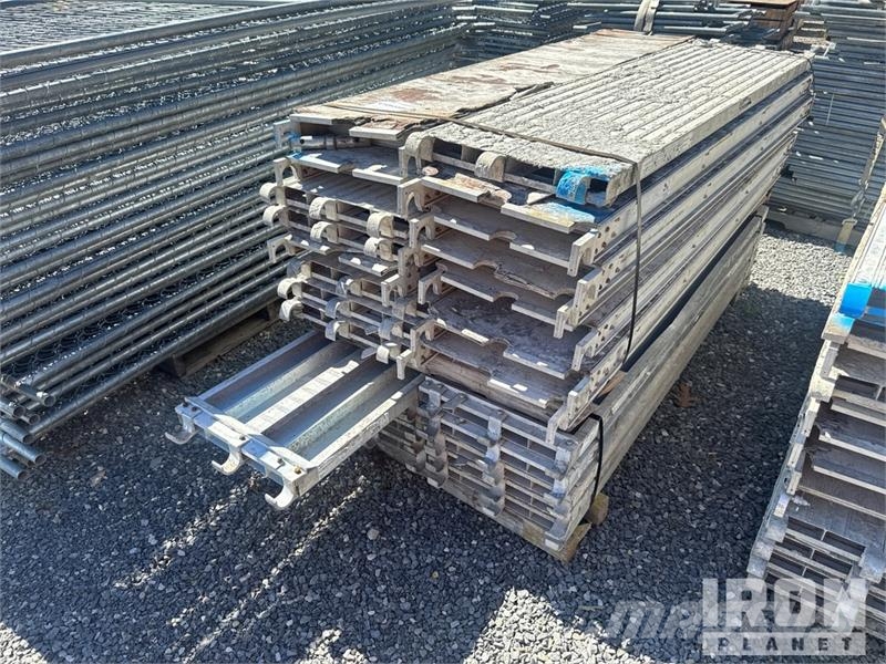 Quantity of (6) Pallets of Werner Scaffolding Gradbeni odri