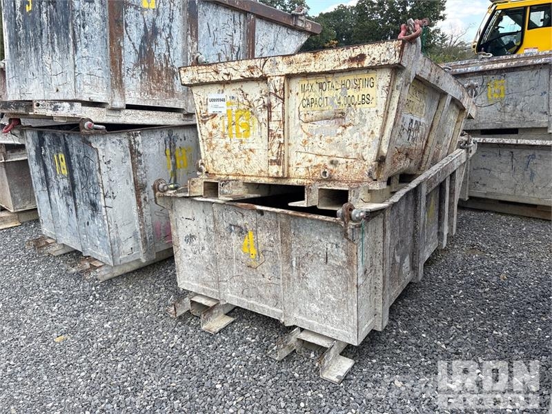 Quantity of (6) Skip Pans 2 ft x 4 ft x 8 ft Outros componentes