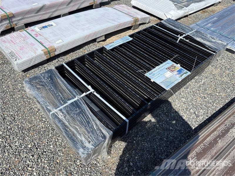  Quantity of 7.9 ft x 3.3 ft Black Galvanized Steel Otra maquinaria agrícola