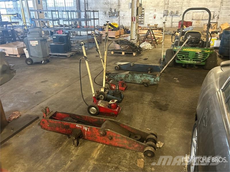  Quantity of (7) Hydraulic and Pneumatic Jack Muu