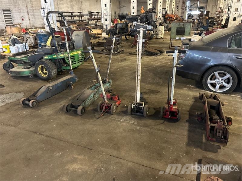  Quantity of (7) Hydraulic and Pneumatic Jack Muu