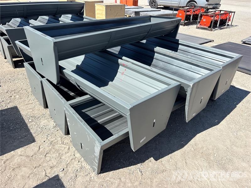 Quantity of (7) Kit Containers CF-90-V2025 90 in S Hranilnice živine