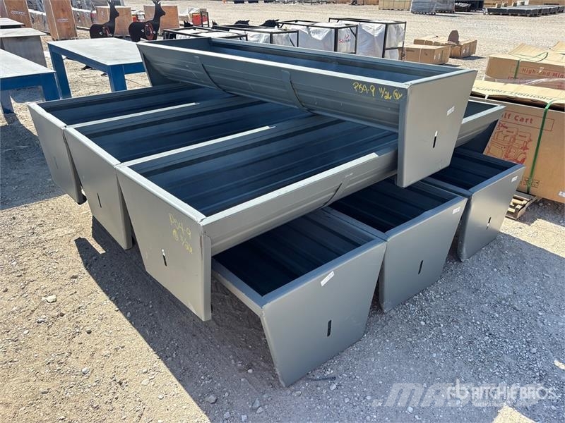 Quantity of (7) Kit Containers CF-90-V2025 90 in S Hranilnice živine