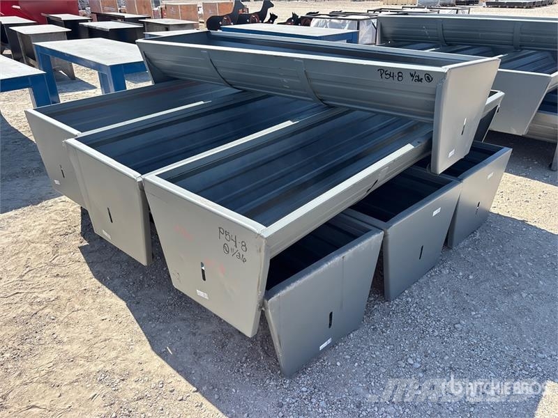 Quantity of (7) Kit Containers CF-90-V2025 90 in S Hranilnice živine
