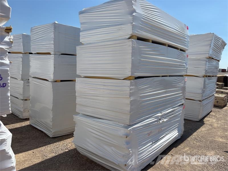  Quantity of (7) Pallets of 96 in x 48 in x 1/2 in  Utovorne dizalice, vitla i liftovi za materijal