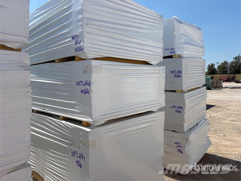  Quantity of (7) Pallets of 96 in x 48 in x 1/2 in  Utovorne dizalice, vitla i liftovi za materijal
