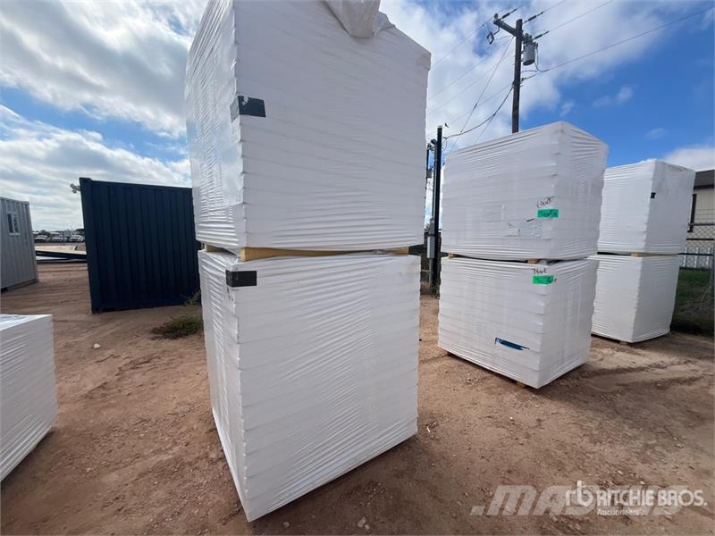  Quantity of (7) Polyiso Foam Insulation Montacargas y elevadores de material