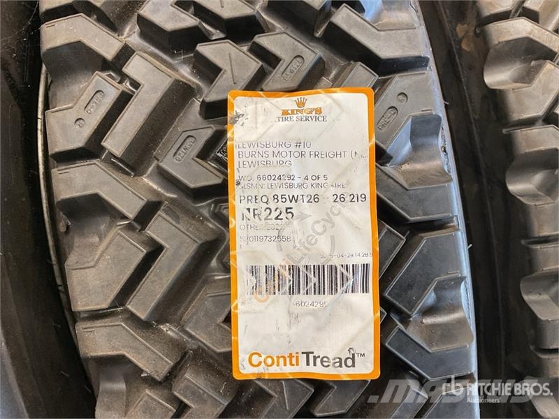 Quantity of (7) Recapped 11R22.5 Wheels and Tires Dekk, hjul og felger