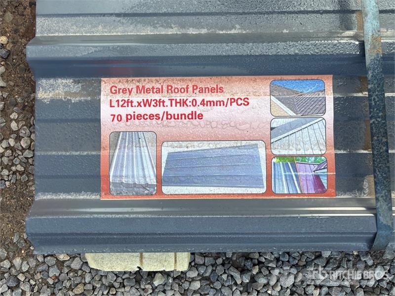 Quantity of (70) 12 ft x 3 ft Grey Metal Roof Pane Csörlők, emelőberendezések és anyagmozgató liftek