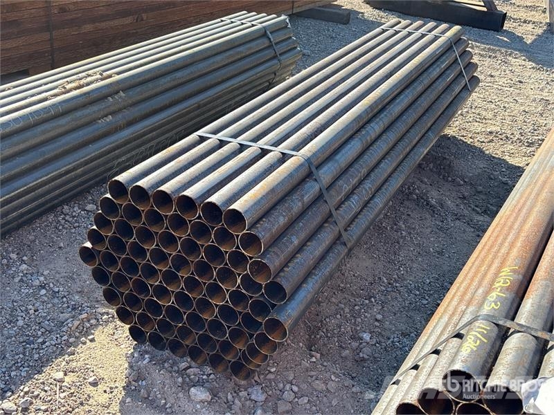  Quantity of (70) 7 ft 2 3/8 Pipe (Unused) Montacargas y elevadores de material