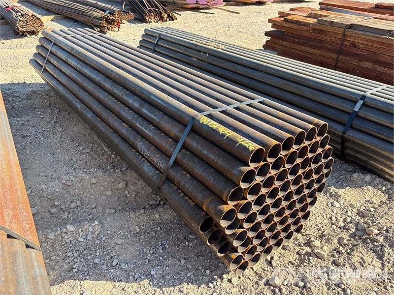  Quantity of (70) 7 ft 2 3/8 Pipe (Unused) Montacargas y elevadores de material