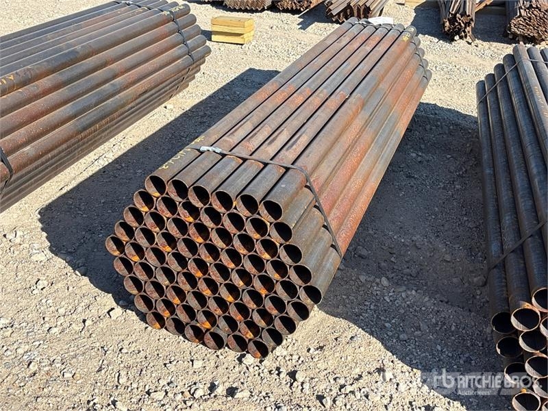  Quantity of (70) 7 ft 2 3/8 Pipe (Unused) Montacargas y elevadores de material