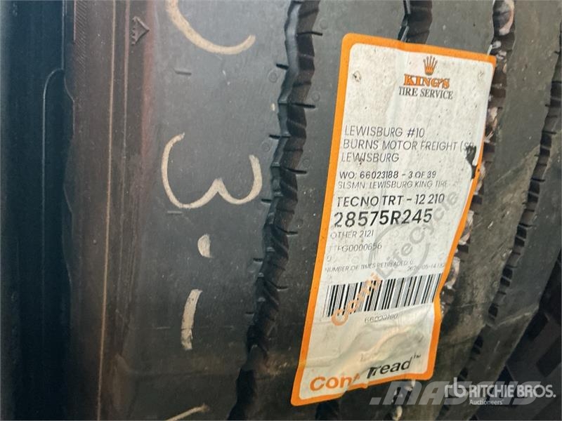  Quantity of (8) 285/75R24.5 Recapped Tires 輪胎、車輪和輪圈