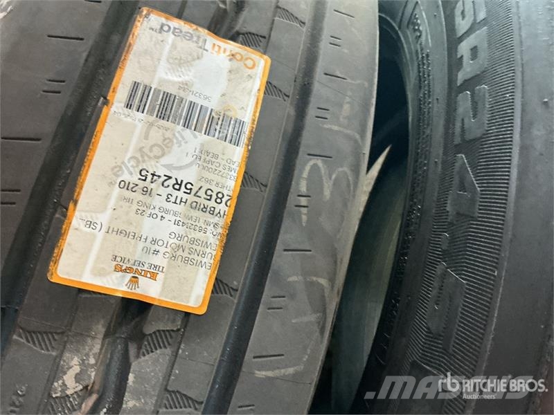  Quantity of (8) 285/75R24.5 Recapped Tires 輪胎、車輪和輪圈