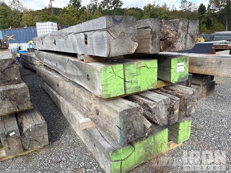  Quantity of (8) 4 ft x 15' ft x 12 In Crane Mats Parti e equipaggiamenti per Gru