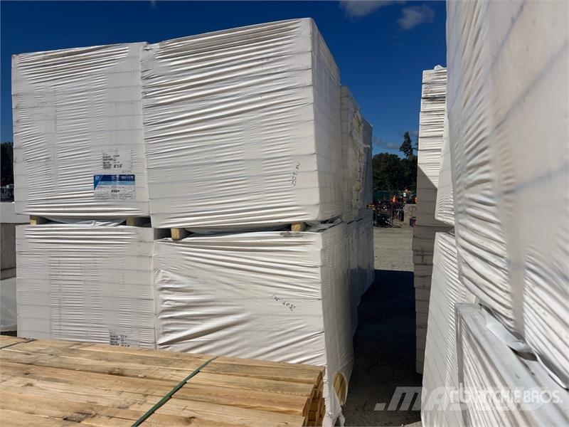 Quantity of (8) 48in x 48 in Polyiso Insulation Seilwinden, Bauaufzüge und Lastenaufzüge