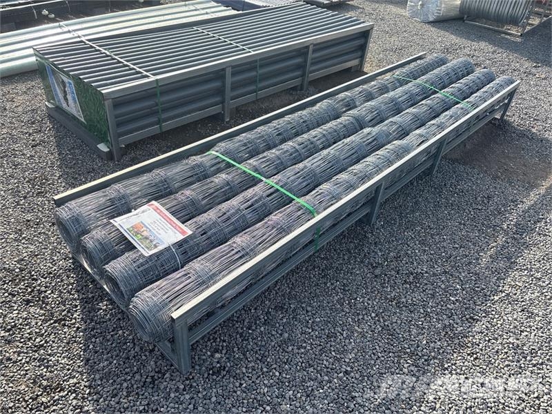  Quantity of (8) 5.9 ft x 164 ft Hot-dip Galvanized Otra maquinaria agrícola