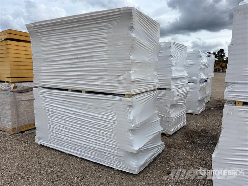  Quantity of (8) 96 in x 48 in Polyiso Insulation Vintsid, telfrid ja materjaliliftid