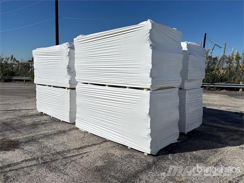  Quantity of (8) 96 in x 48 in Polyiso Insulation المصاعد والرافعات المادية