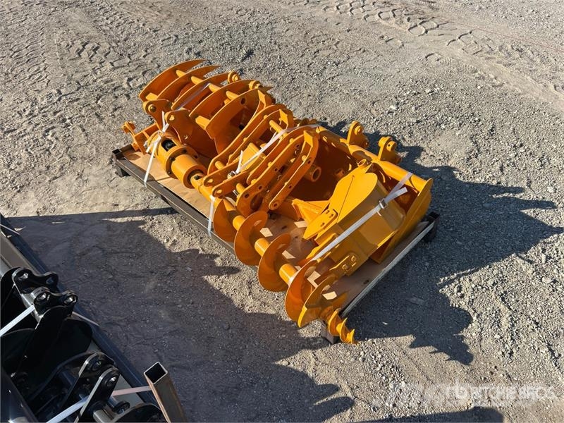 Quantity of (8) GIYI Cat 301 GYA-8 Mini Excavator 其他组件