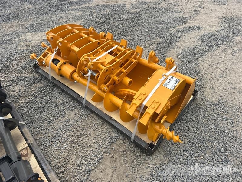 Quantity of (8) GIYI Cat 301 GYA-8 Mini Excavator Other components