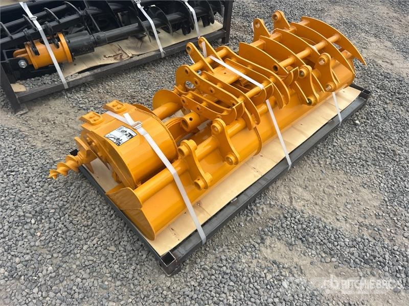 Quantity of (8) GIYI Cat 301 GYA-8 Mini Excavator Other components