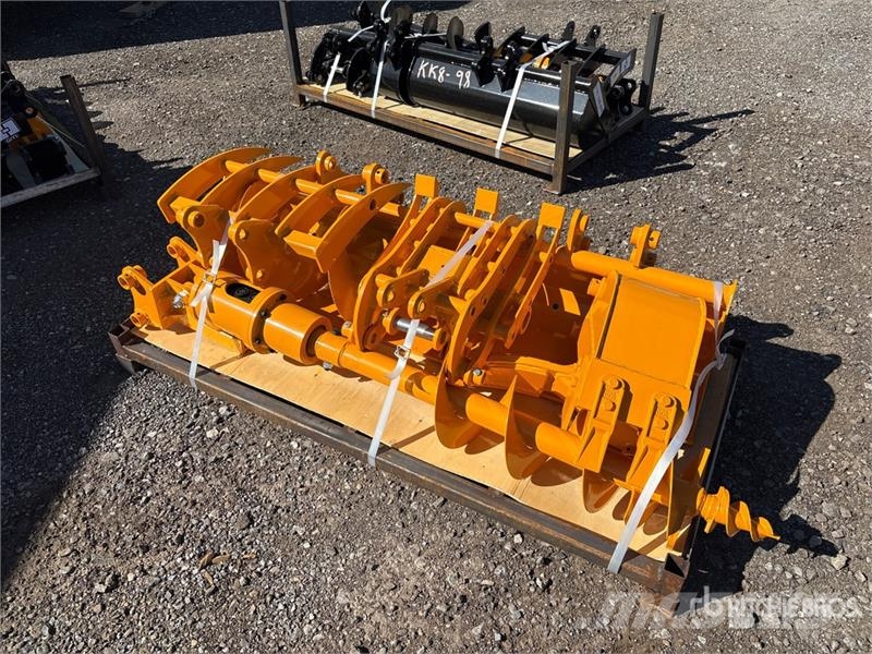 Quantity of (8) GIYI Cat 301 GYA-8 Mini Excavator 其他组件