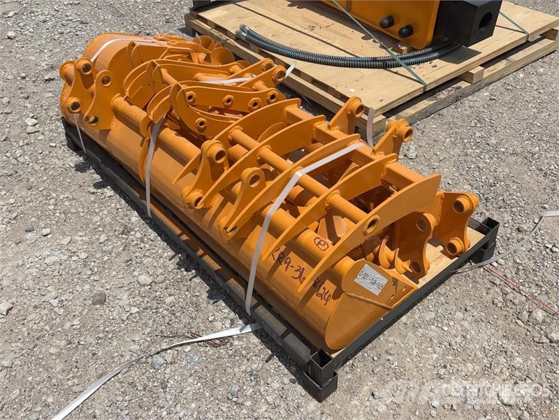 Quantity of (8) GIYI Cat 301 GYA-8 Mini Excavator Andet tilbehør