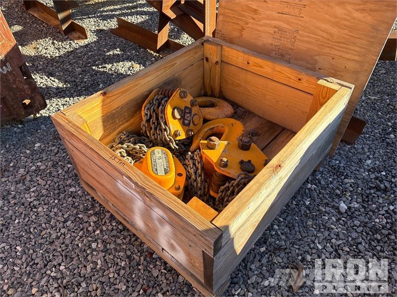 Quantity of (8) Hartington Cb150 8-15 ton chain ho Outros componentes
