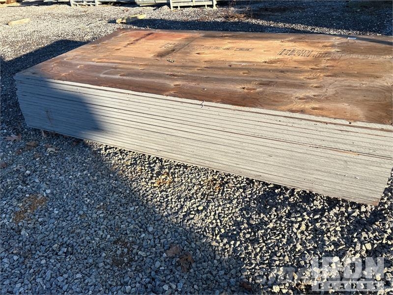 Quantity of (8) Pallets of Construction Materials Vitle, dvigala in gradbeni dvižni sistemi
