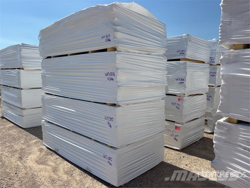 Quantity of (8) Pallets of 96 in x 48 in x 1/2 in Utovorne dizalice, vitla i liftovi za materijal