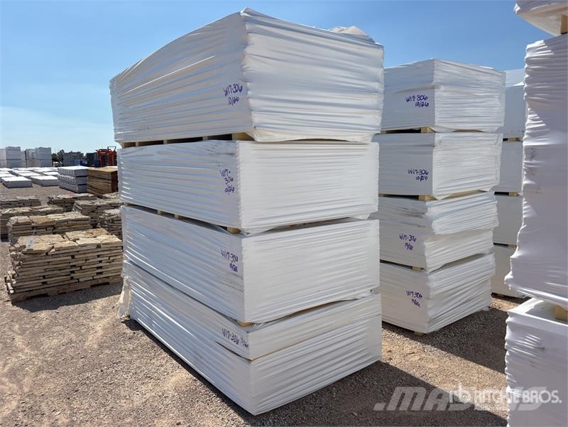 Quantity of (8) Pallets of 96 in x 48 in x 1/2 in Utovorne dizalice, vitla i liftovi za materijal