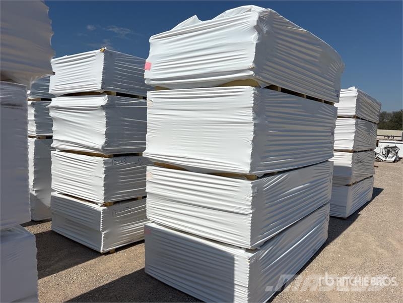 Quantity of (8) Pallets of 96 in x 48 in x 1/2 in Utovorne dizalice, vitla i liftovi za materijal