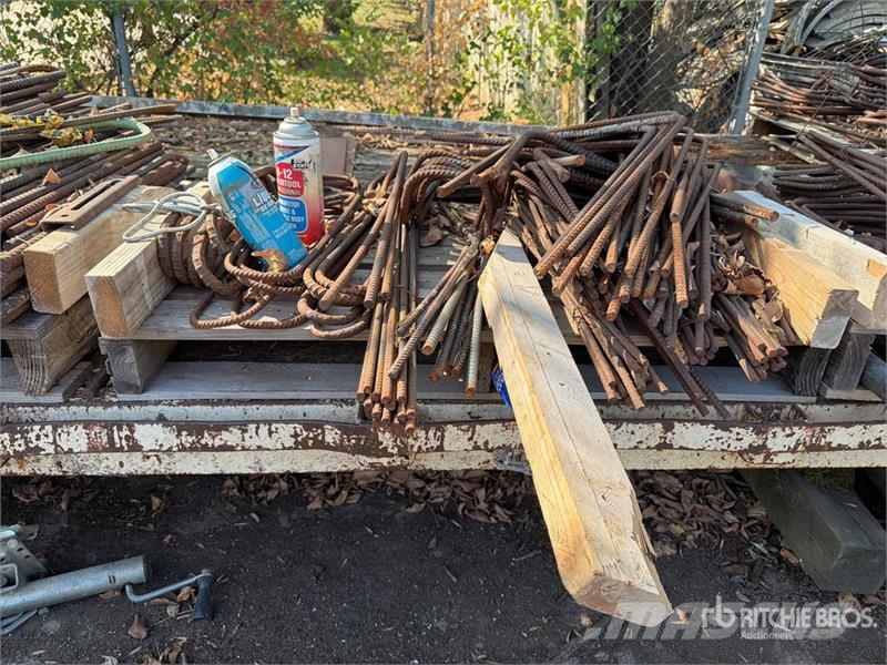 Quantity of (8) Pallets of miscellaneous pre bent 建設機械 - その他