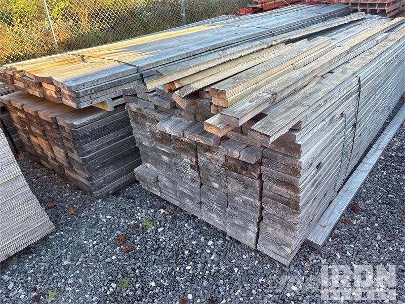 Quantity of (8) Pallets of Construction Materials Vitle, dvigala in gradbeni dvižni sistemi