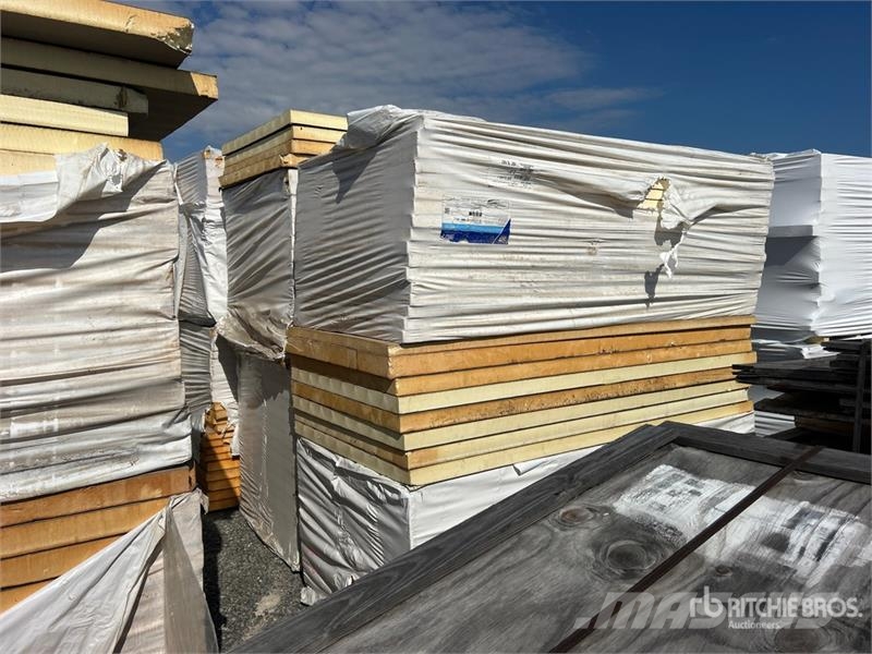 Quantity of (8) Pallets of 4 ft x 8 ft Iso Pane Hejsespil, hejseværk og materialelifte