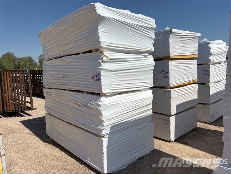  Quantity of (8) Pallets of 96 in x 48 in x 1/2 in  Utovorne dizalice, vitla i liftovi za materijal