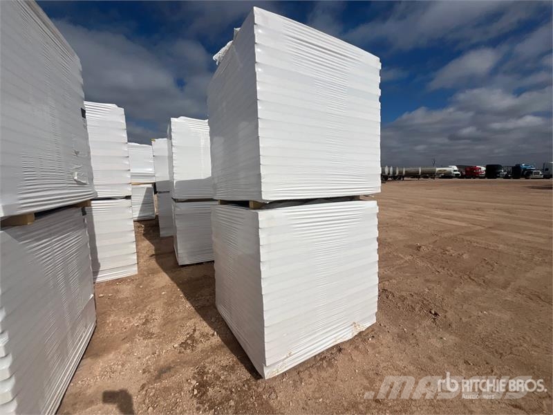 Quantity of (8) Polyiso Insulation المصاعد والرافعات المادية