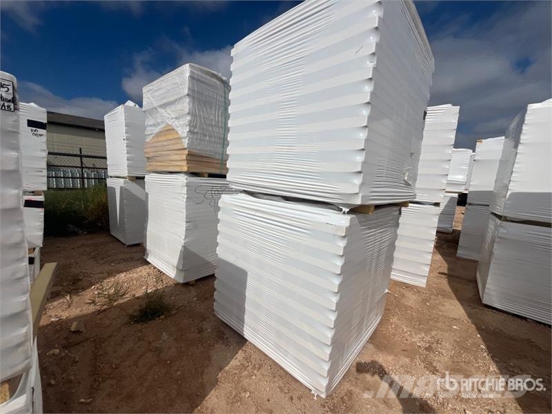 Quantity of (8) Polyiso Insulation المصاعد والرافعات المادية