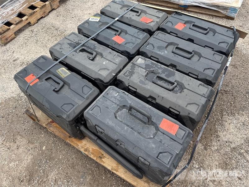 Quantity of (8) Ryobi 18 in Chain Saw Motosierras y desbrozadoras