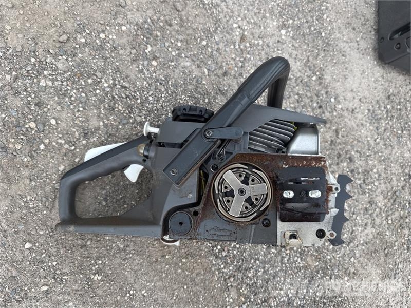 Quantity of (8) Ryobi Chain Saw Motor- og rydningssave