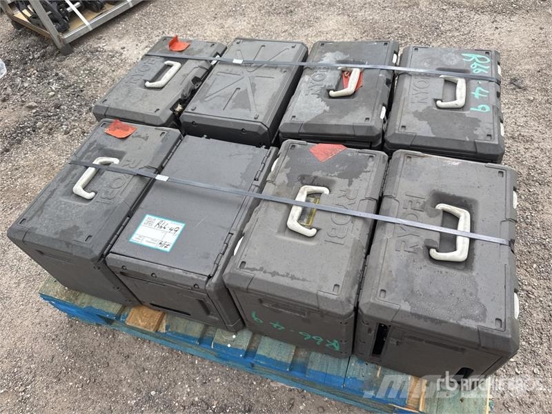 Quantity of (8) Ryobi Chain Saw Motor- og rydningssave