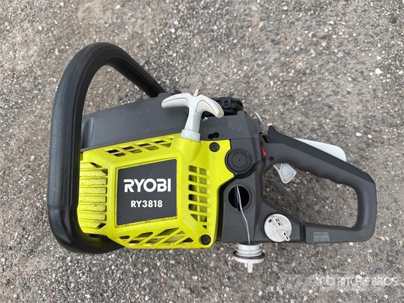 Quantity of (8) Ryobi Chain Saw Motor- og rydningssave