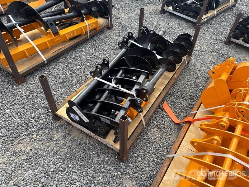 Quantity of (8) VICSEC VCA-8 Mini Excavator Attac 其他组件