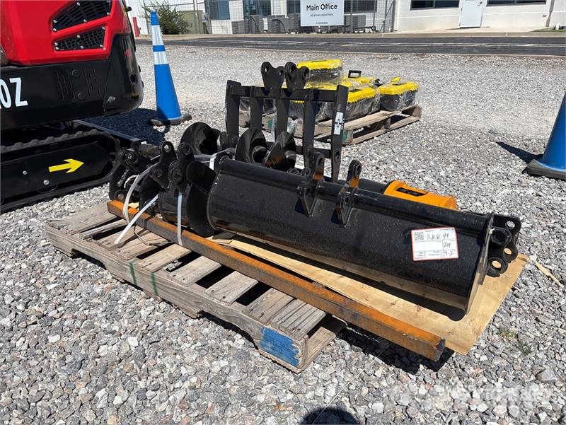 Quantity of (8) VICSEC VCA-8 Mini Excavator Attac Other components