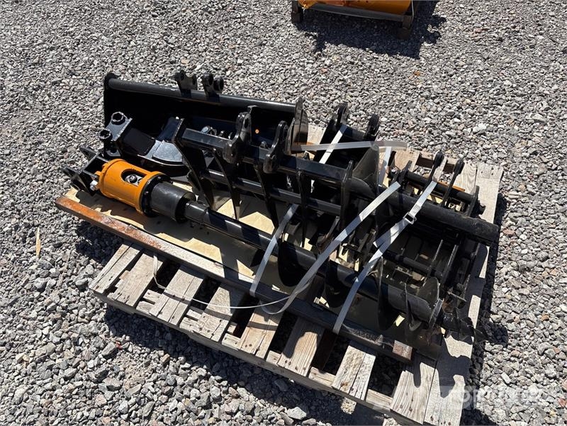 Quantity of (8) VICSEC VCA-8 Mini Excavator Attac Other components