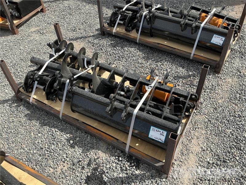 Quantity of (8) VICSEC VCA-8 Mini Excavator Attac 其他组件